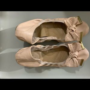 NOT TORRID SIZE 12 PINK BOW FLAT